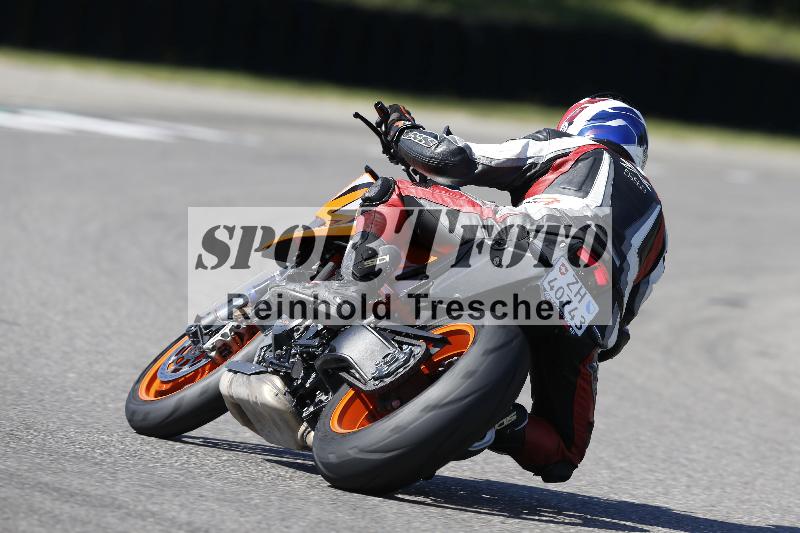 /Archiv-2025/48 25.08.2025 Cornu Master School ADR/rot-rouge/119